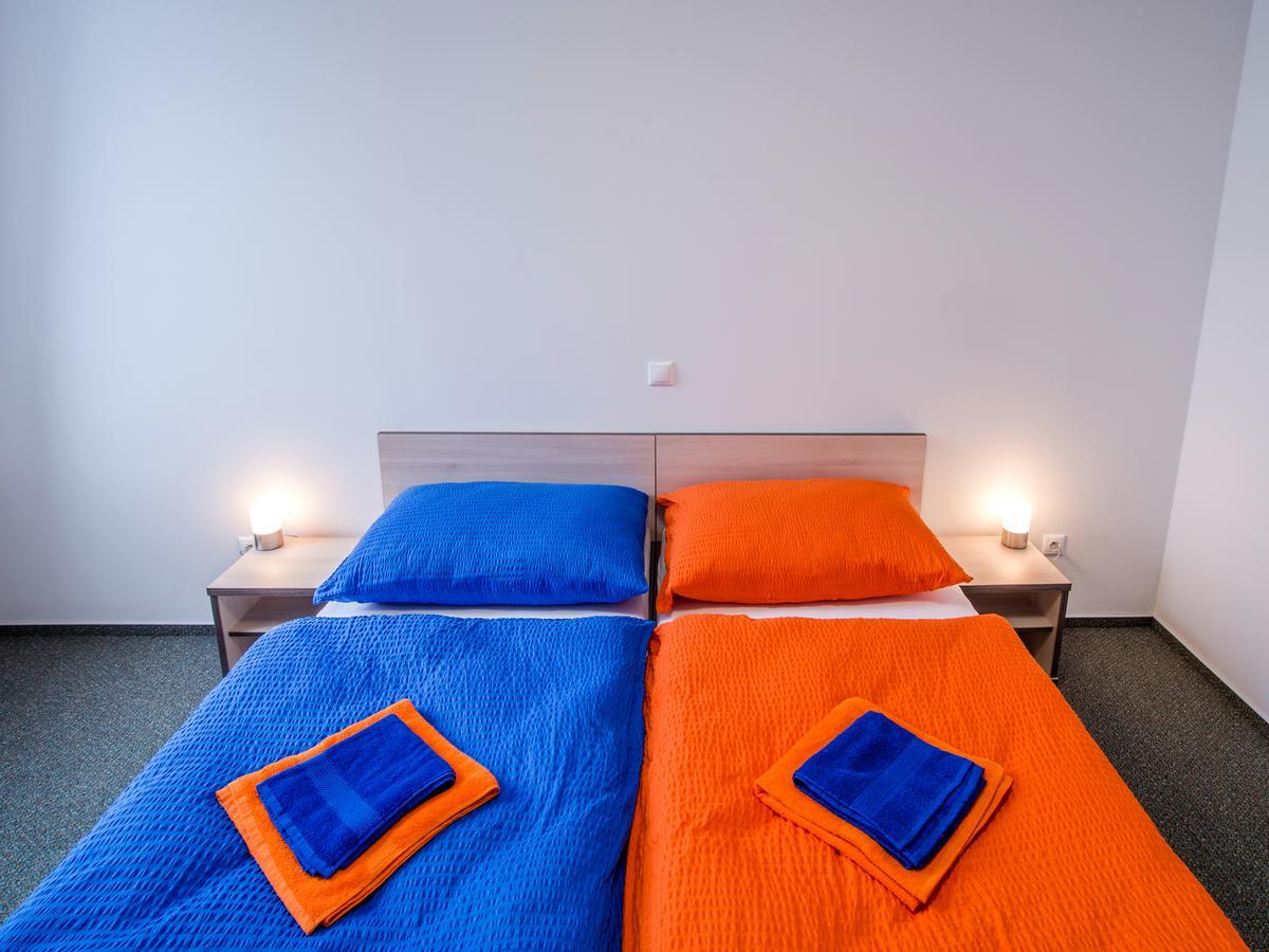 Hc Hotel Чеське Будєйовіце Екстер'єр фото
